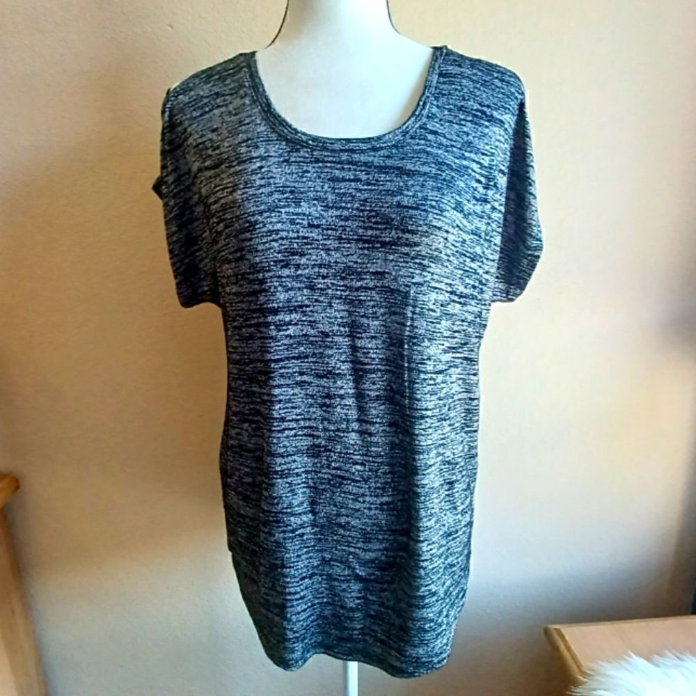 Apt 9 Cold shoulder short sleeve blouse